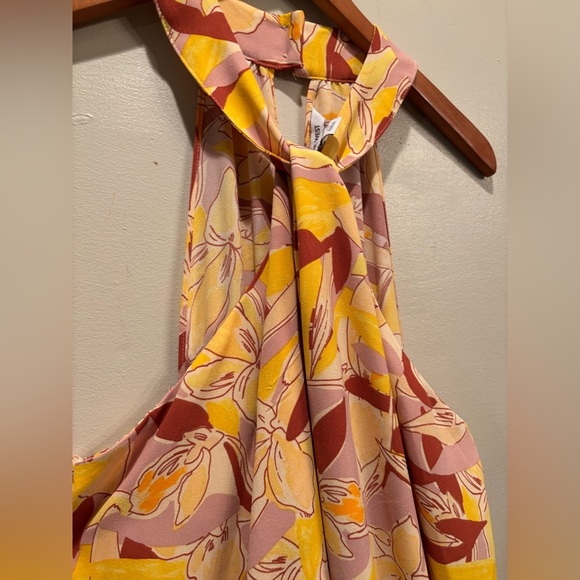 Wide leg jumpsuit halter top size XL feminine floral vacation island tropical - Picture 12 of 16